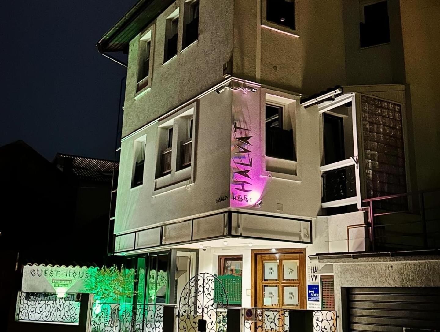 Halvat Guesthouse SJJ Exterior foto