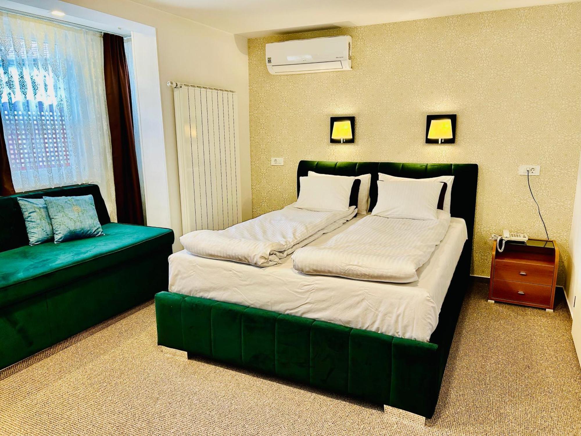 Halvat Guesthouse SJJ Exterior foto